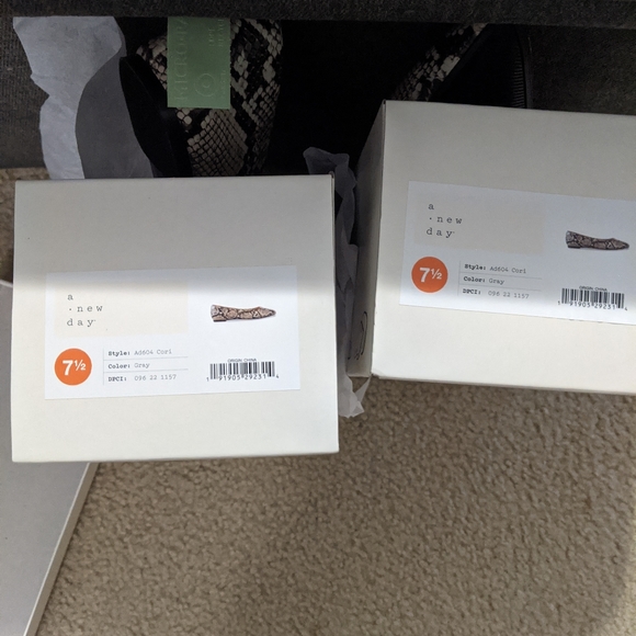 Snake Print Flats - Picture 2 of 2